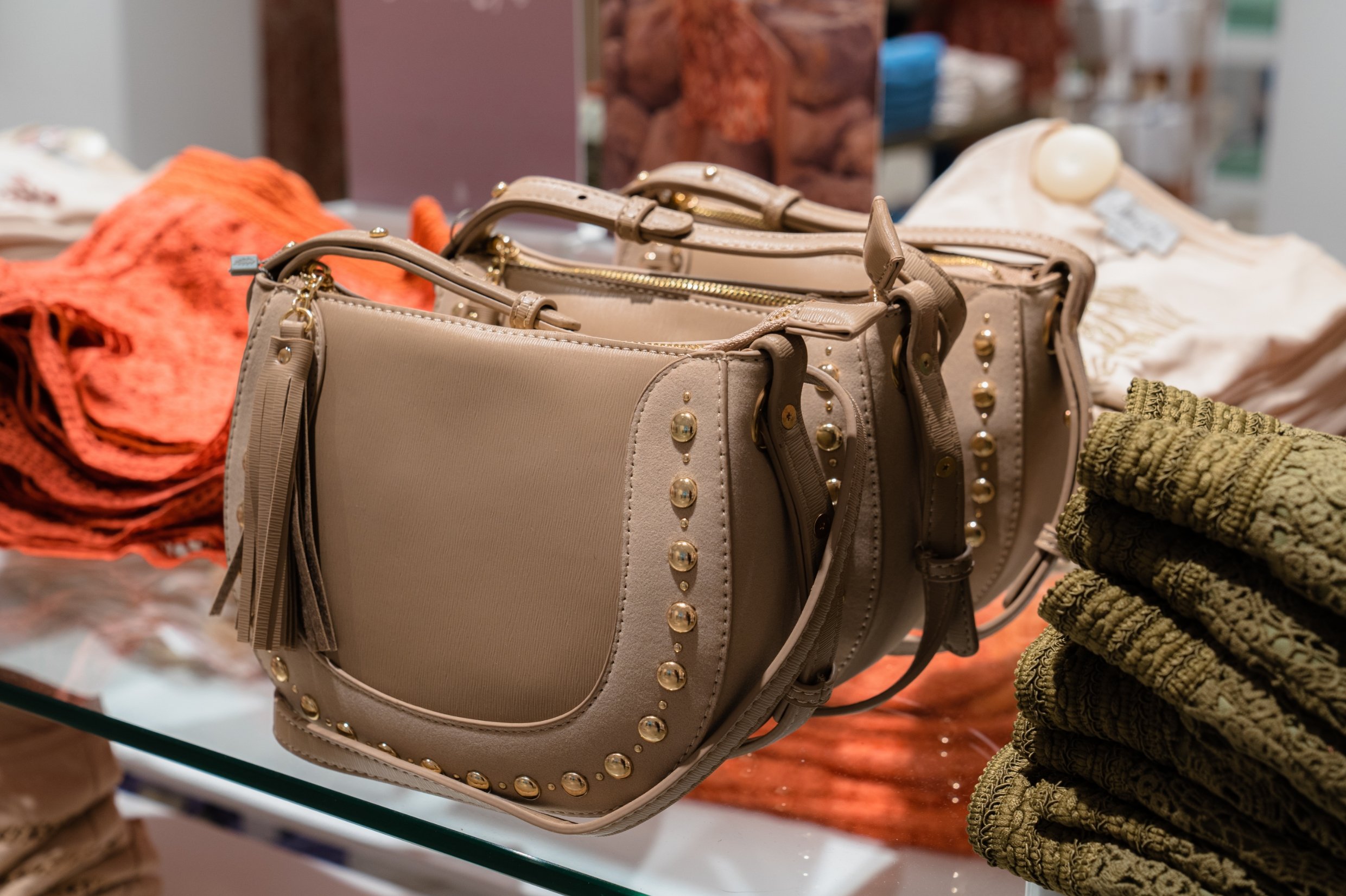 Winkels & openingstijden Cotton Club